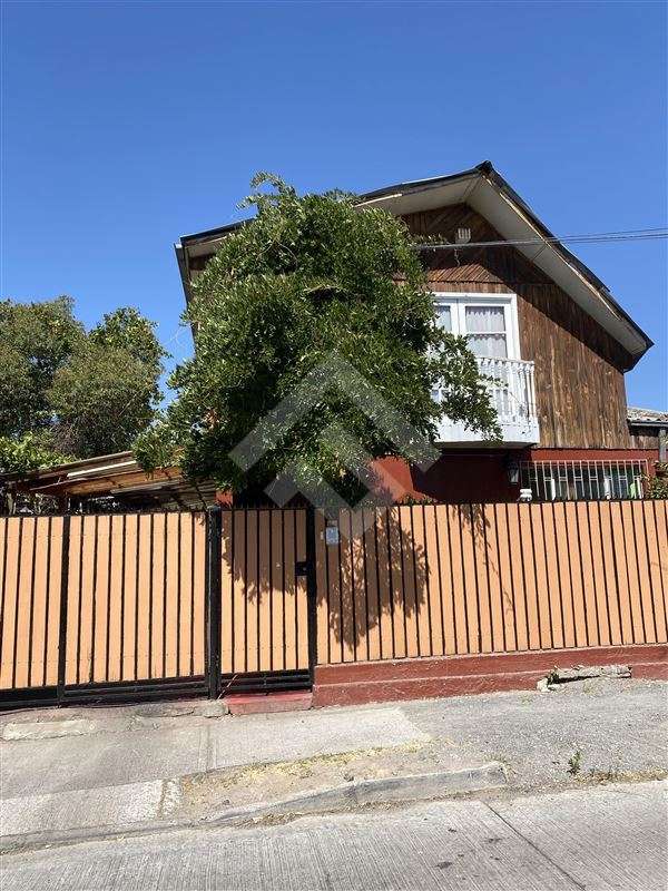 Casa en venta de 8 dorm. en Cerrillos