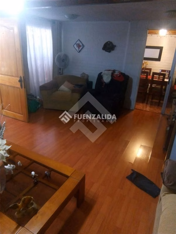 Casa en venta de 2 dorm. en Maipú