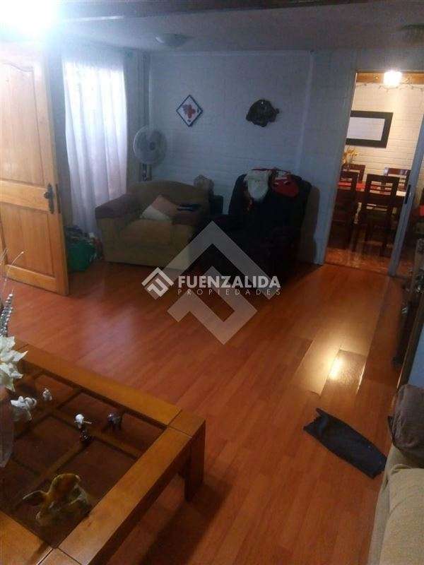 Casa en venta de 2 dorm. en Maipú