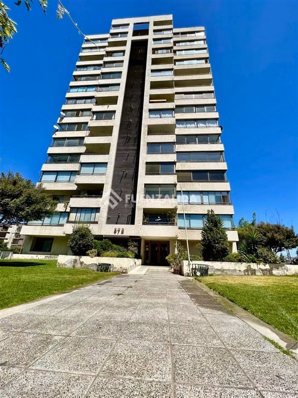 Departamento en venta de 3 dorm + Estac. y Bodega. en Maipú