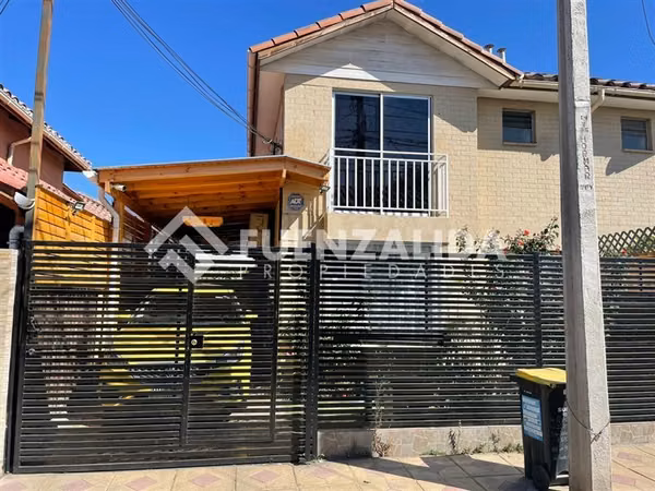 Casa en venta de 3 dorm. en Maipú