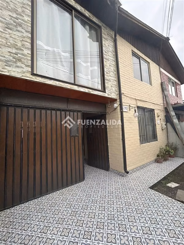 Casa en venta de 3 dorm. en Maipú