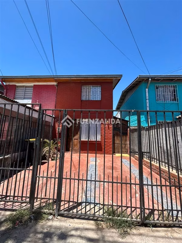 Casa en venta de 3 dorm. acepta subsidio