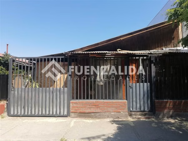 Casa en venta de 3 dorm. en Maipú para inversión