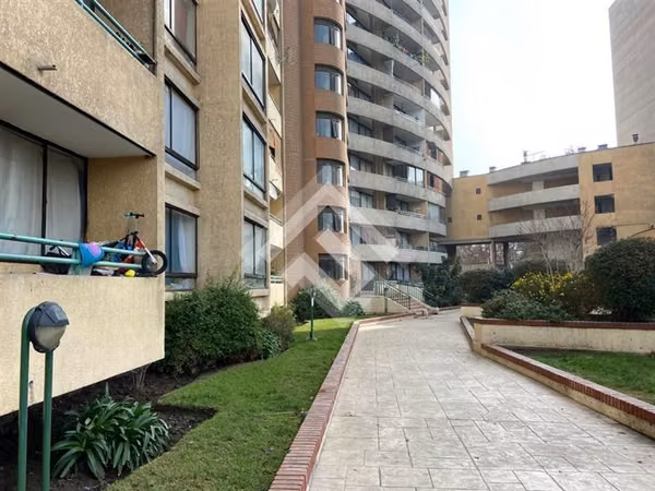 Departamento en venta de 3 dorm y 2 baños. en Santiago