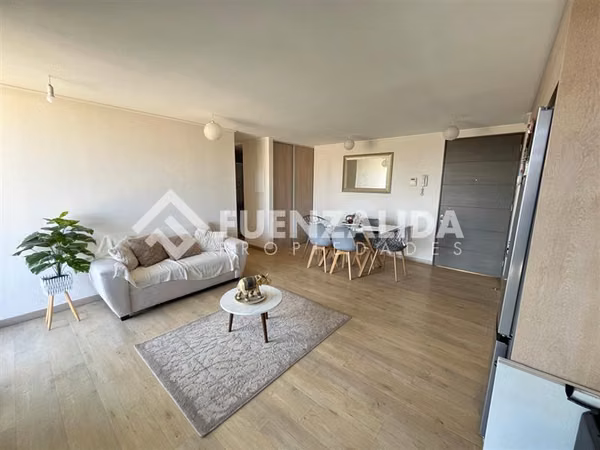 Departamento en venta de 2 dorm con est y bod en La Florida