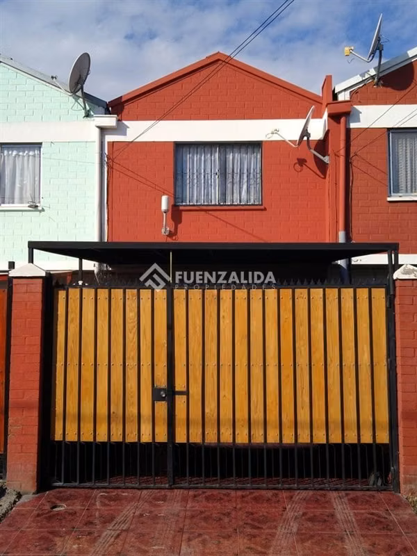 Casa en venta de 3 dorm. en San Bernardo