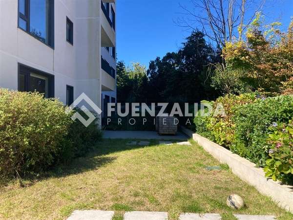 Departamento en arriendo de 2D2B con amplio patio