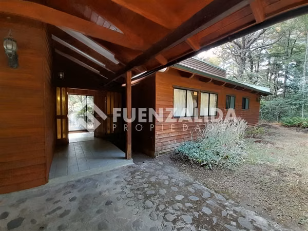 Casa en venta de 4D3B en Parcela de Pucón