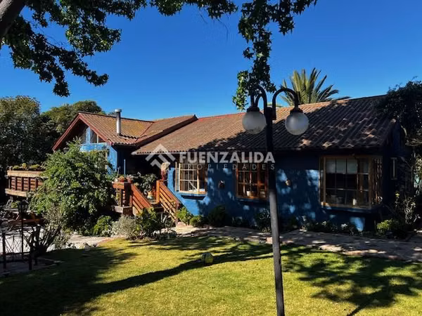 Casa en venta en Concón 4D 3B 4E, piscina, quincho.