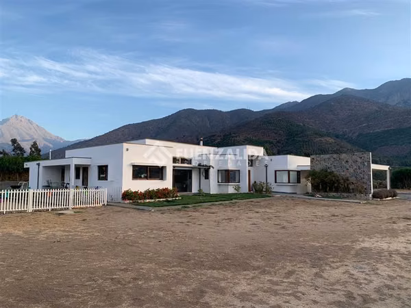 Casa en venta de 3D 4B Hijuelas