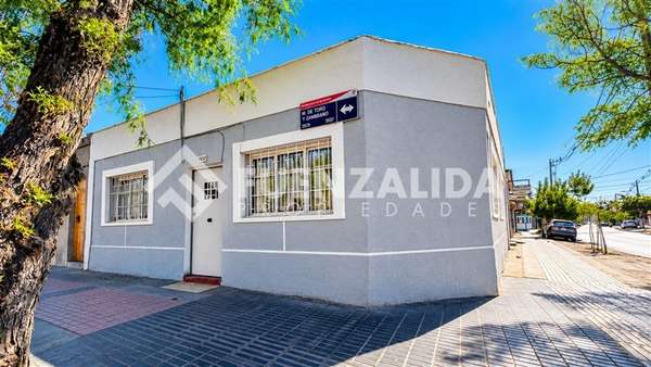 Casa en venta de 4 dorm y 2 baños. en San Joaquín