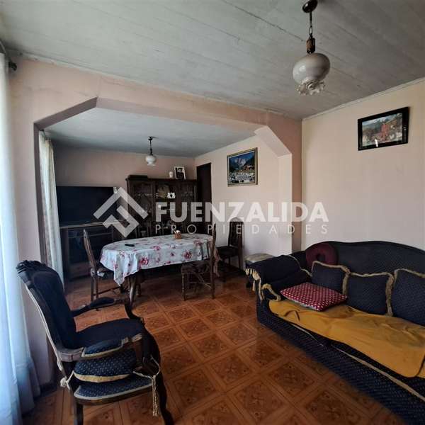 Gran terreno Casa en venta de 3 dorm. en San Miguel
