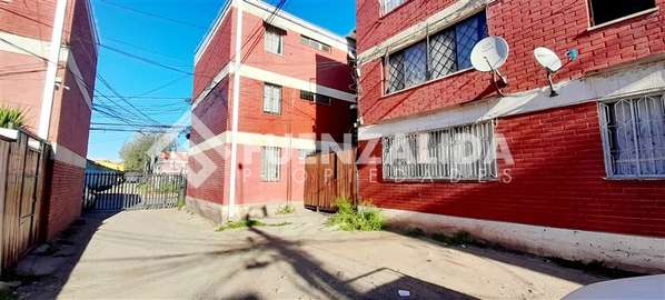 Depto. en venta de 3 dorm Metro Observatorio en El Bosque