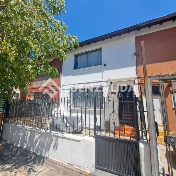 Oportunidad!!! Casa en venta de 3 dorm. en La Cisterna