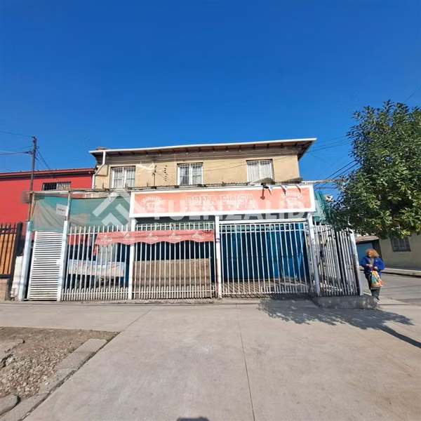 Casa en venta de 4 dorm. en Pedro Aguirre Cerda