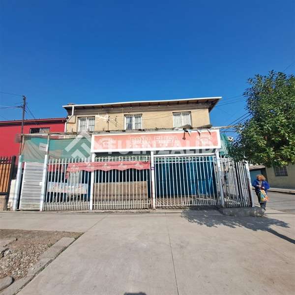 Casa en venta de 4 dorm. en Pedro Aguirre Cerda