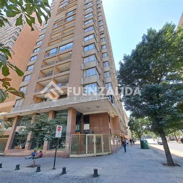 Departamento en venta de 3 dorm. en Santiago