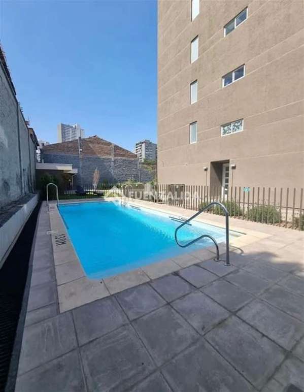 Departamento en venta de 1 dorm. en Estación Central
