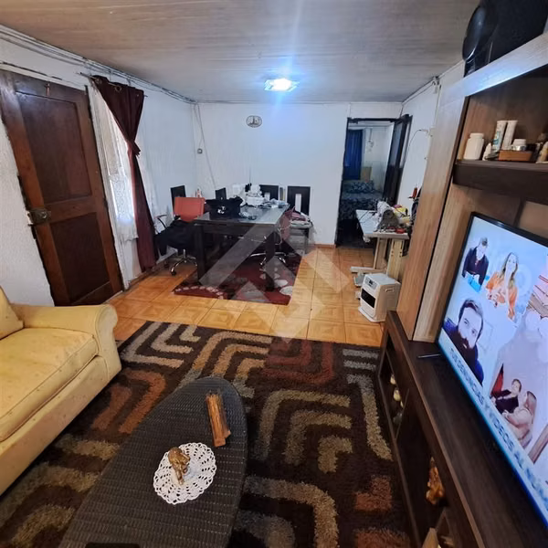 Casa en venta de 4 dorm. en La Florida