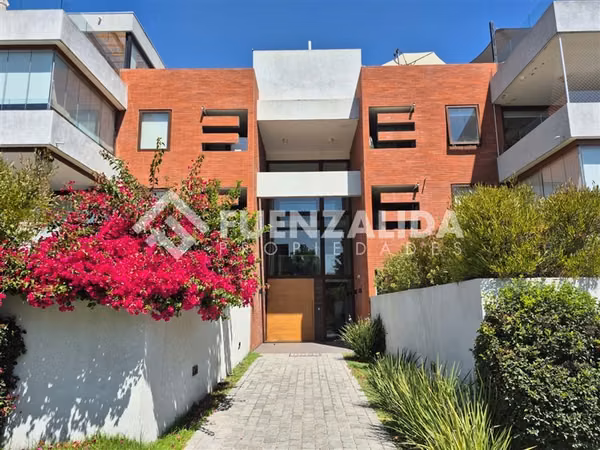 Venta Departamento La Reina 4 dorm 4 baños 2 estacionamiento