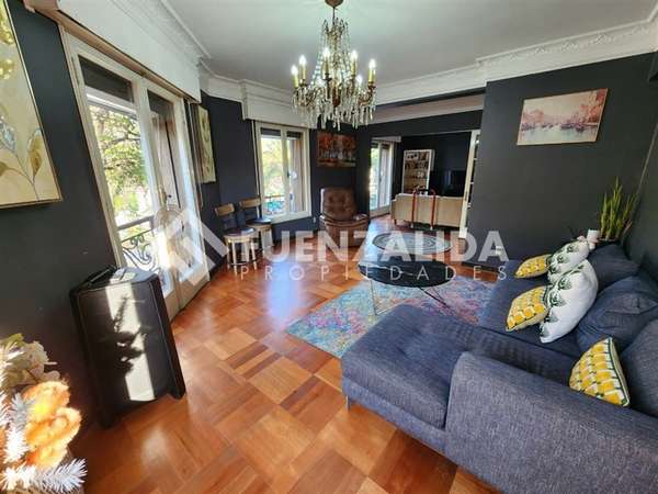 Venta departamento Santiago 5D 3B 200 mt2 Metro República
