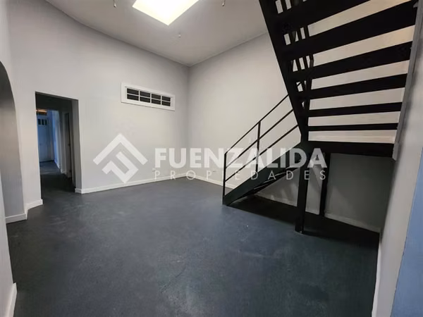 Venta casa Santiago 5 dormitorios 3 baños 263 mt2