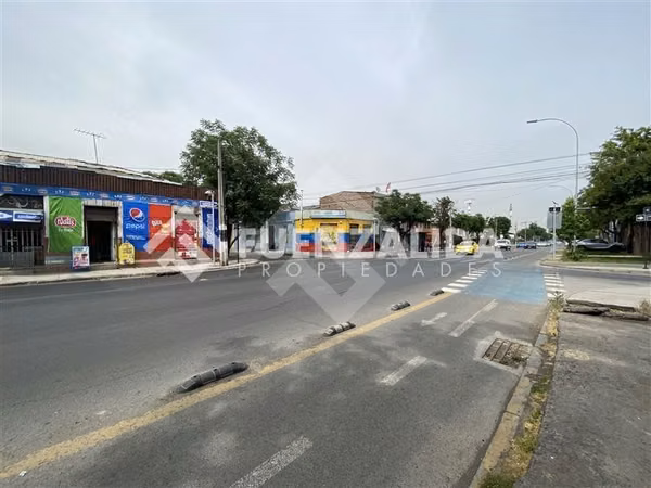 Venta Casa Santiago Mapocho esquina Gral Baquedano
