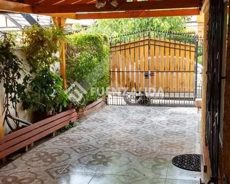 Venta de Casa Maipu 2 dormitorios estacionamiento.