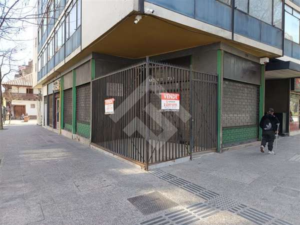 Venta Local Comercial comuna Santiago 118mt2 Local Esquina
