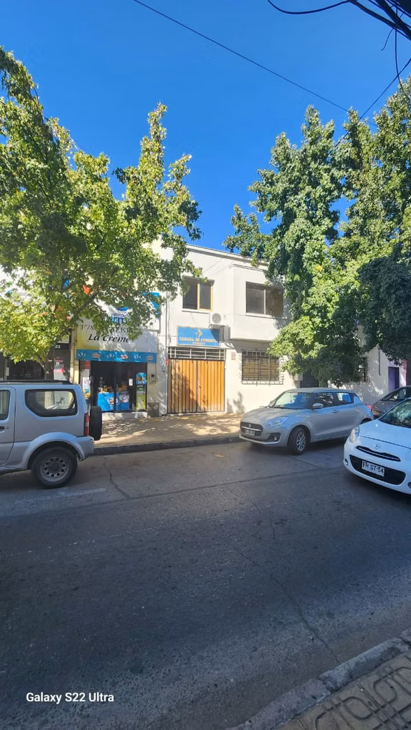 SE ARRIENDA EXCELENTE LOCAL COMERCIAL