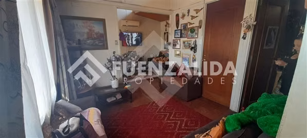Casa en venta de 5 dorm. en La Florida