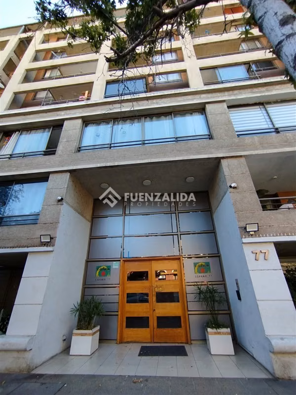 Departamento en venta de 2 dorm. en Av. España, Santiago