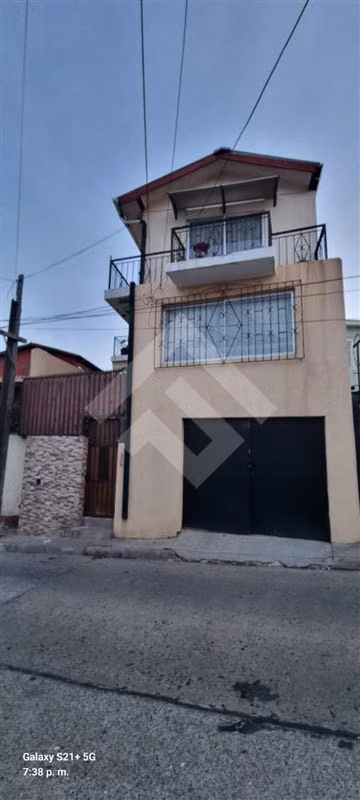 Casa en venta de 4 dorm. en Valparaíso