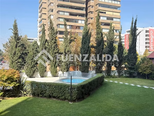 Departamento en venta de 3 dorm. en Las Condes