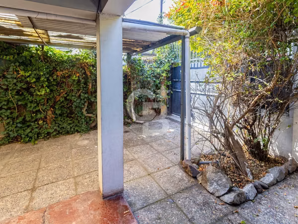 Casa en venta 3D/1B con gran terreno | Quinta Normal