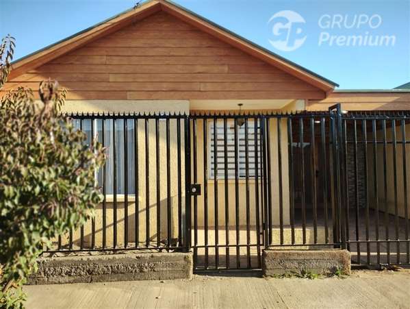 Casa en venta de 2 dorm. en San Pedro de la Paz