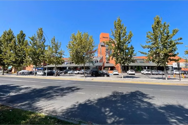 Local comercial pueblo del ingles