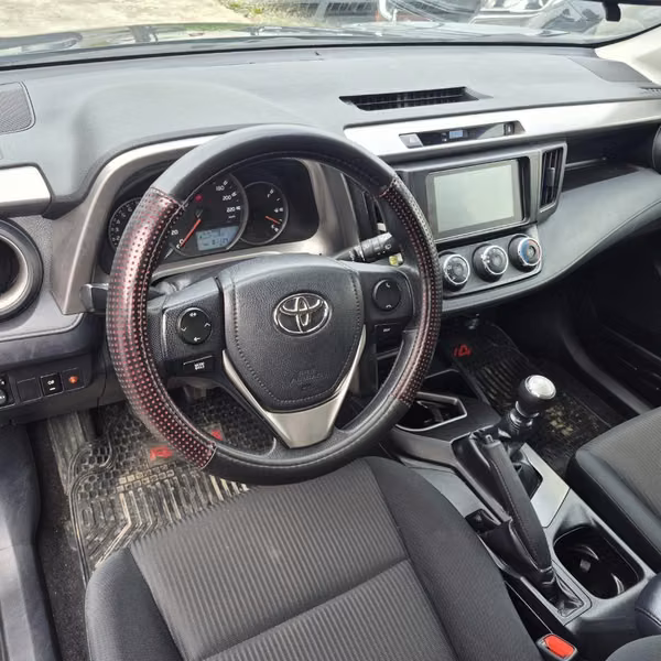TOYOTA HILUX 4x4