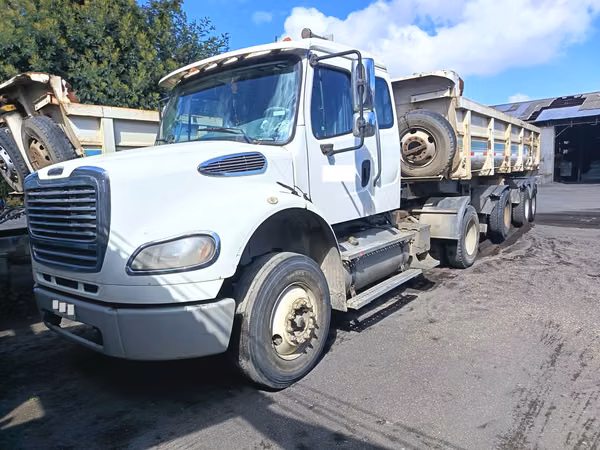 TRACTO CAMION M2 112 AÑO 2012 Y BATEA RANDON