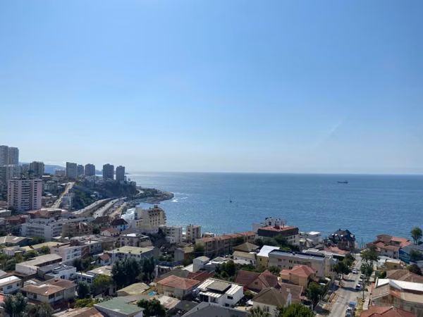 SE VENDE DEPARTAMENTRO EN RECREO MUY CENTRAL VIÑA DEL MAR