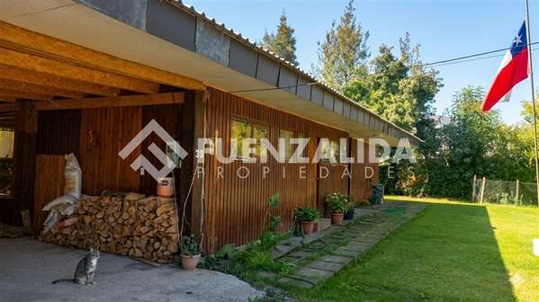 Casa en venta de 5 dorm. 3 baños en condominio en Colbún