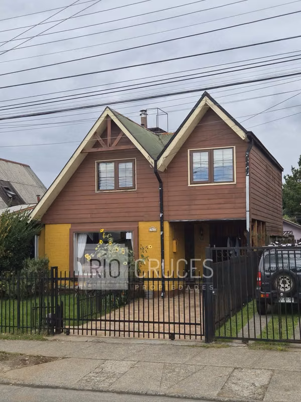 Casa familar a la venta, Villa Portal del Sol, Valdivia