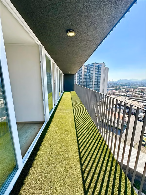 Moderno Departamento en venta de 3 dorm. en La Florida