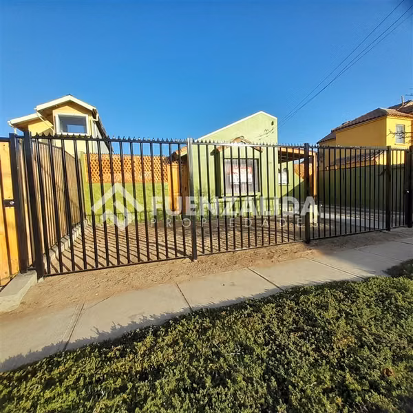 Casa en arriendo de 3 dorm. en Coquimbo