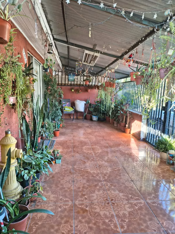 VENTA DE CASA CON AMPLIO TERRENO EN LO ESPEJO
