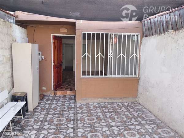 Venta Casa, 2 pisos - 3D/1B en San Bernardo