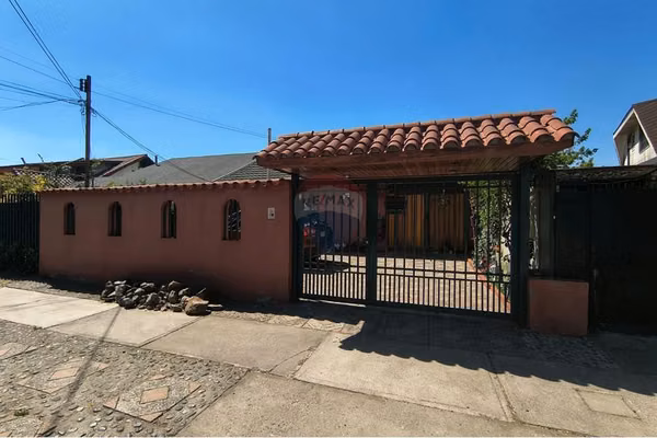 Casa av manquehue sur esquina latadia