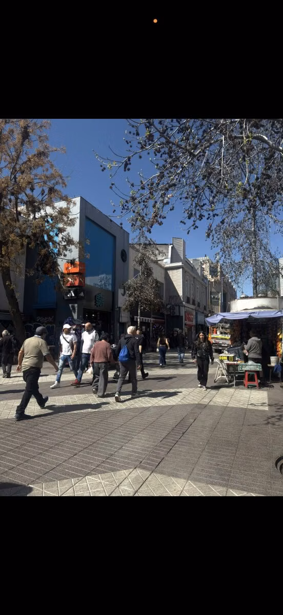 Local comercial en pleno centro de santiago Derecho de llave