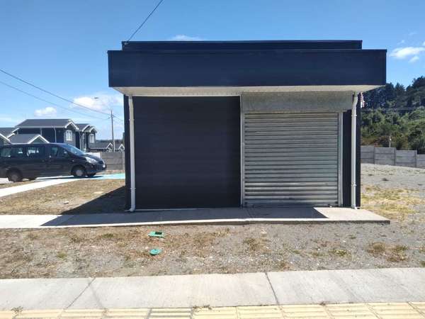 Local comercial con gran sitio (157198)